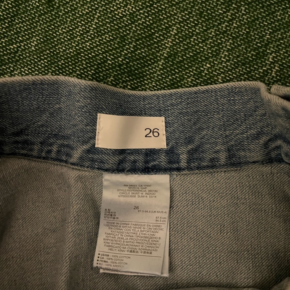 Vintage GAP Denim Skirt - Picture 5 of 5